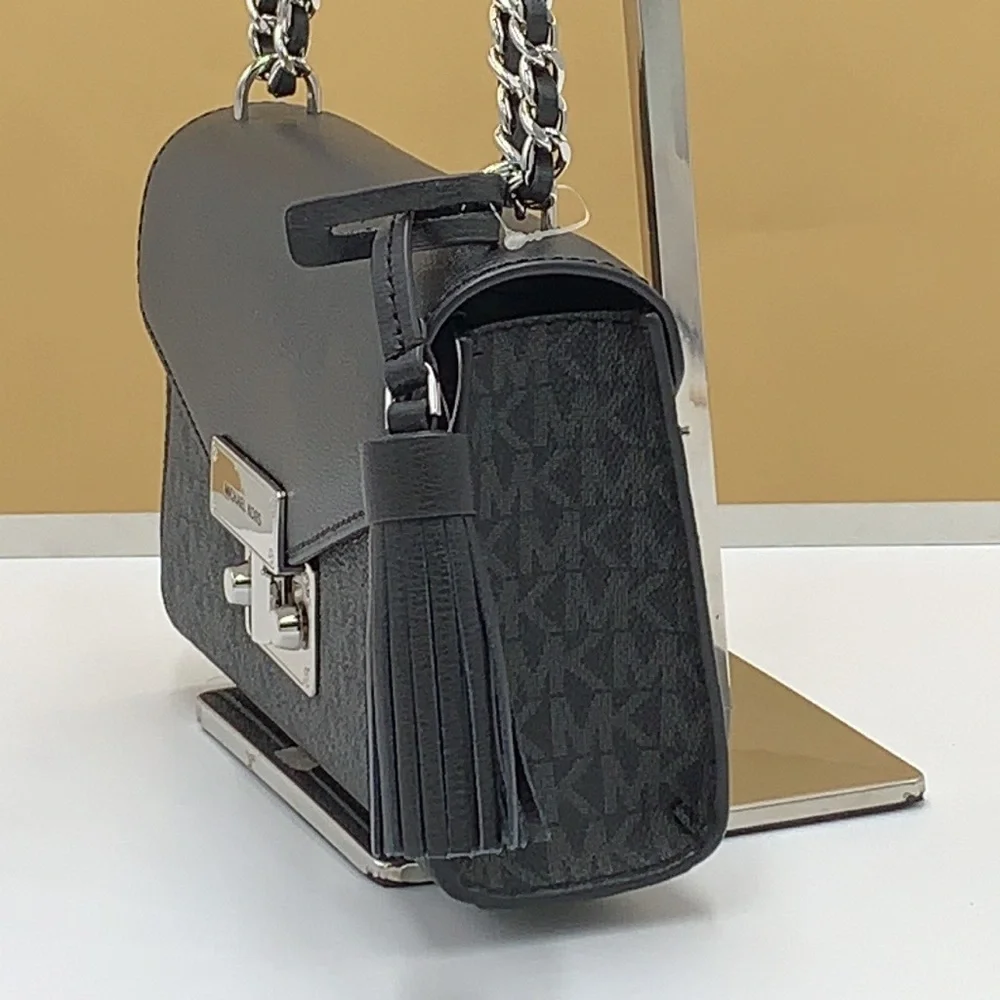 MICHAEL KORS ROSE SMALL XBODY BLACK SIGNATURE COLOR